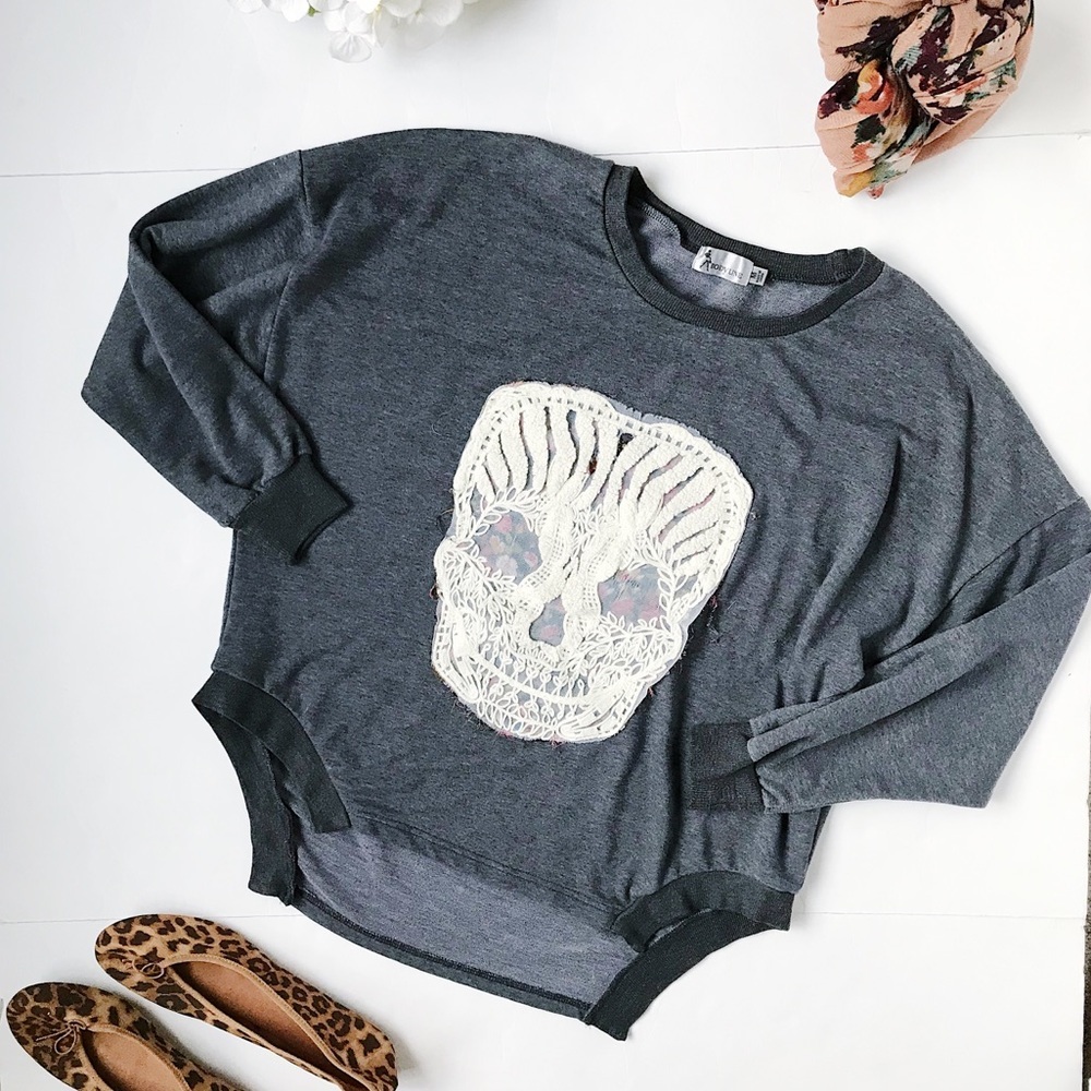 - 3/$20 Body Line Lace Skull Sweatshirt